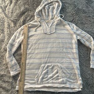 Ocean Drive Striped Gray Hoodie Sweater small